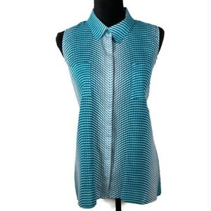 Kim Rodgers Sleeveless Button Up